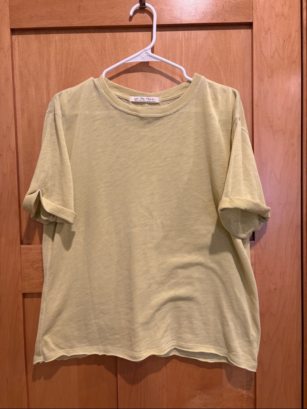 We The Free Short Sleeve Crew T-Shirt Tee in Pale Yellow Size Small